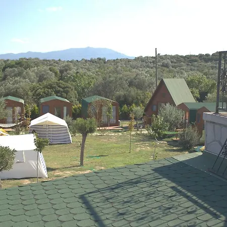 Metis Camping *